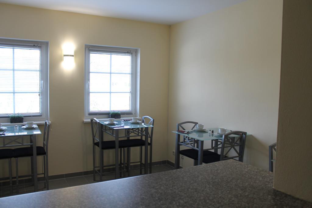 Hotel Pension Schwerin-Haus Schreiber Schwerin  Ngoại thất bức ảnh
